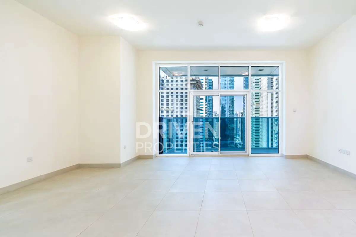 High Floor | Fitted Kitchen | Great- ROI