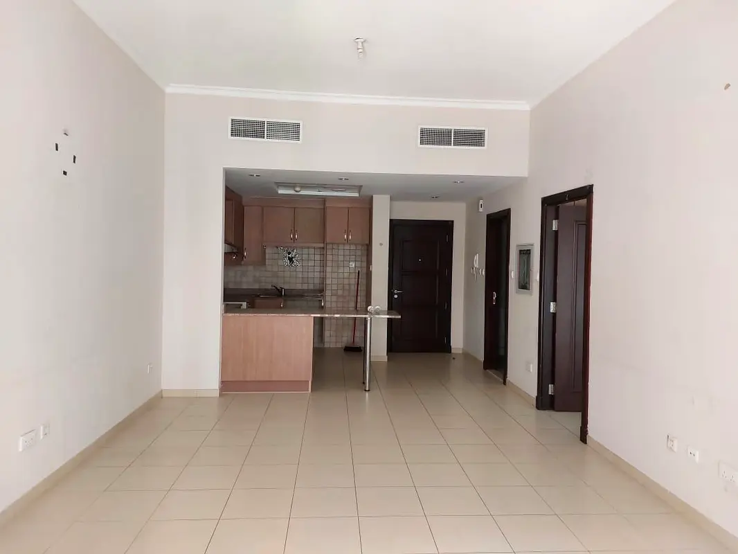 Studio Apartments for rent in Dubai Investment Park (DIP) - Studio Flat ...