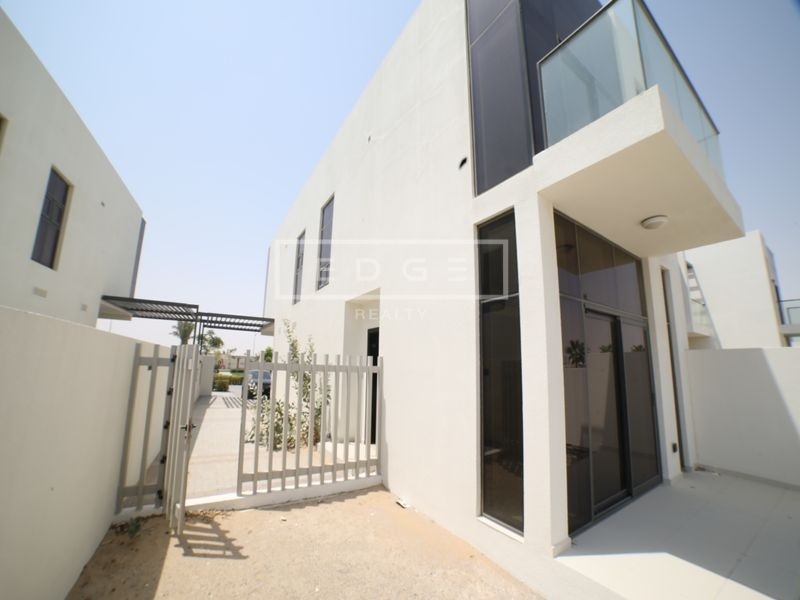 Townhouses for sale in Dubai - Buy Houses | dubizzle