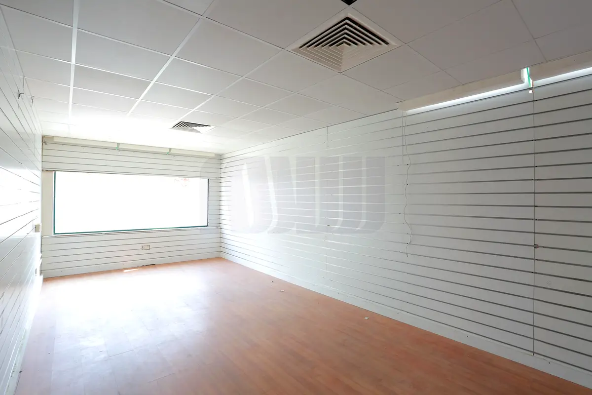 Shops for rent in Deira Shops rentals