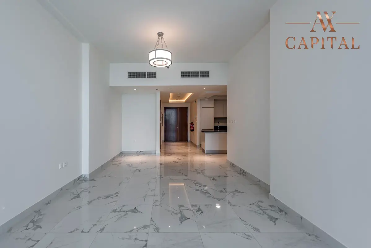 Full Set of Furniture | City View | Vacant Now