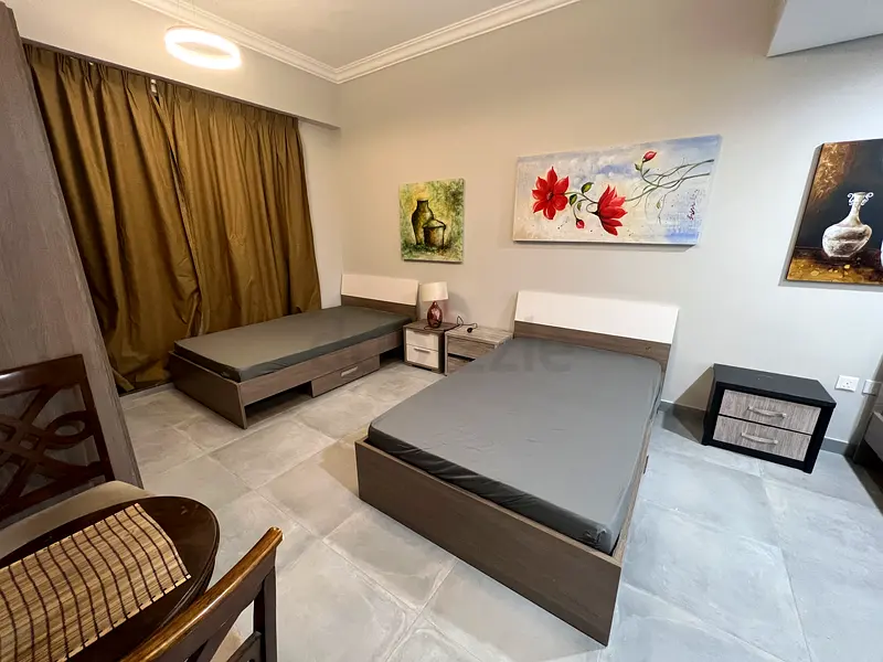 Rooms for rent in Al Satwa Shared Rooms rental