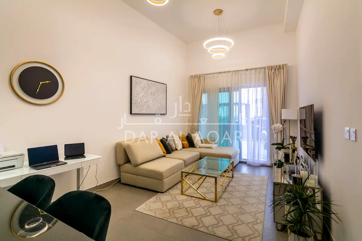 Stunning  1 Bed | Large Terrace | Facing the Pool and garden