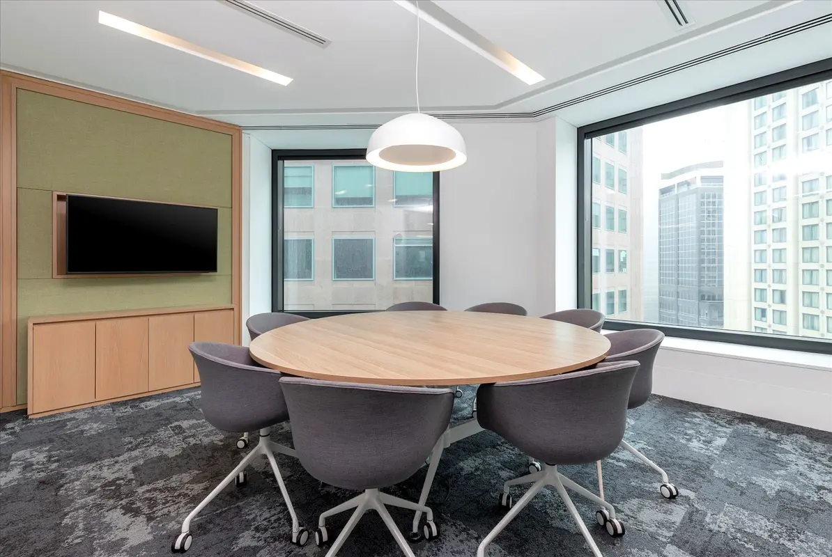 Access professional coworking space in SHARJAH, Expo Centre
