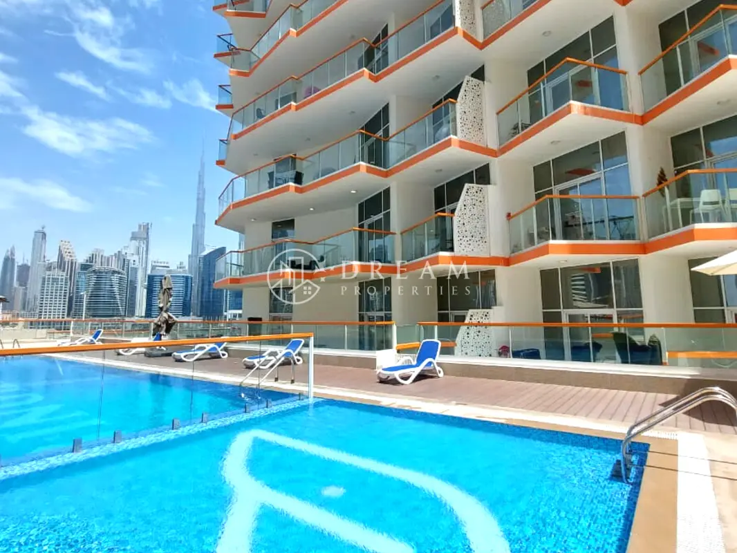 Burj Khalifa View | Canal View | Huge Balcony