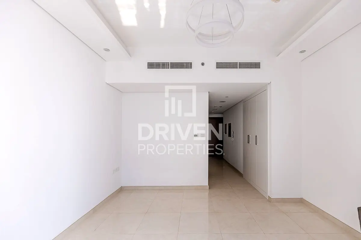 Brand New Unit | High Floor | Canal View