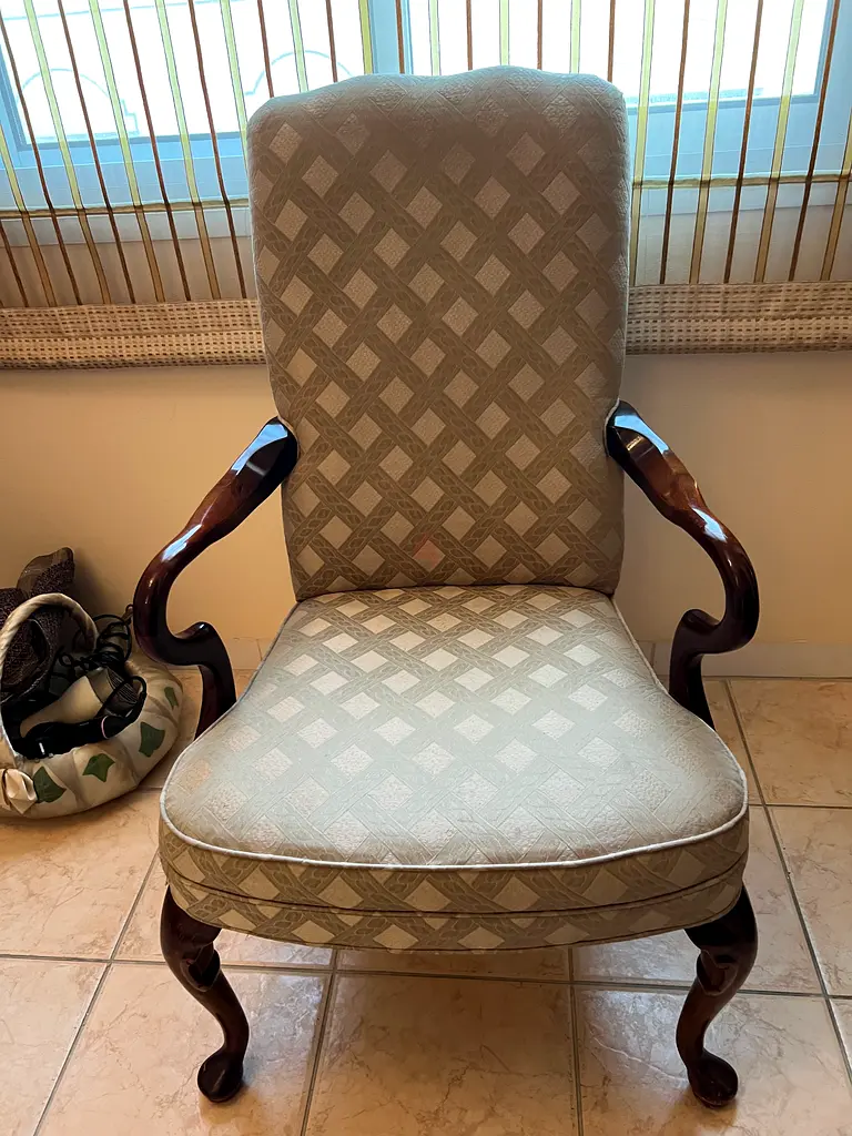 Buy & sell any Chairs, Benches & Stools online 1673 used Chairs