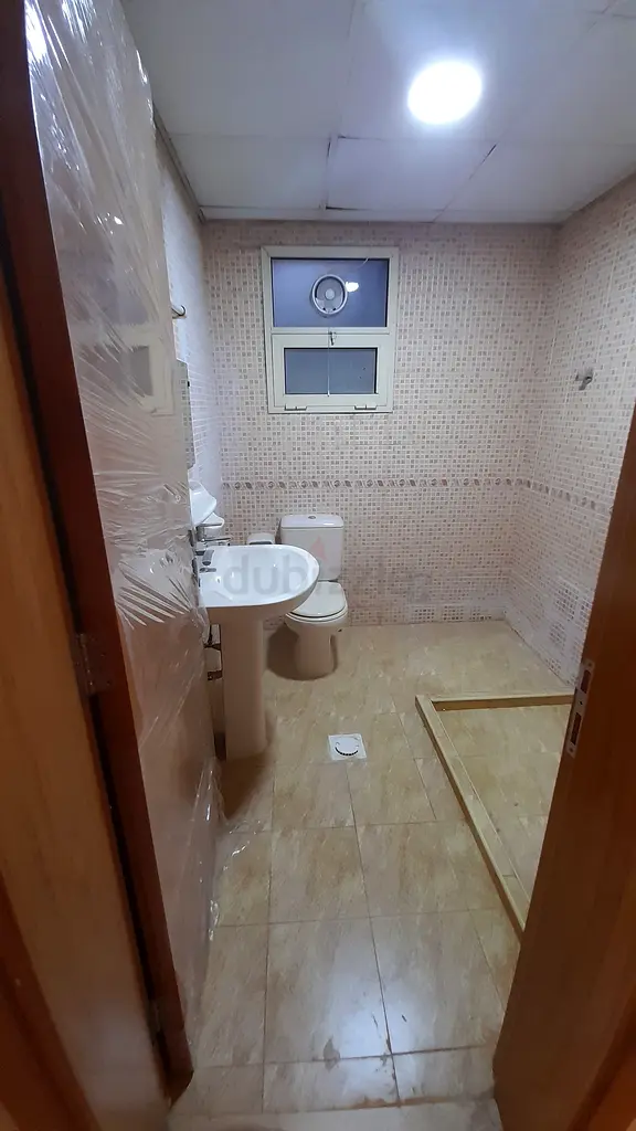 1 BHK and hall / directly from the owner / 17000 only