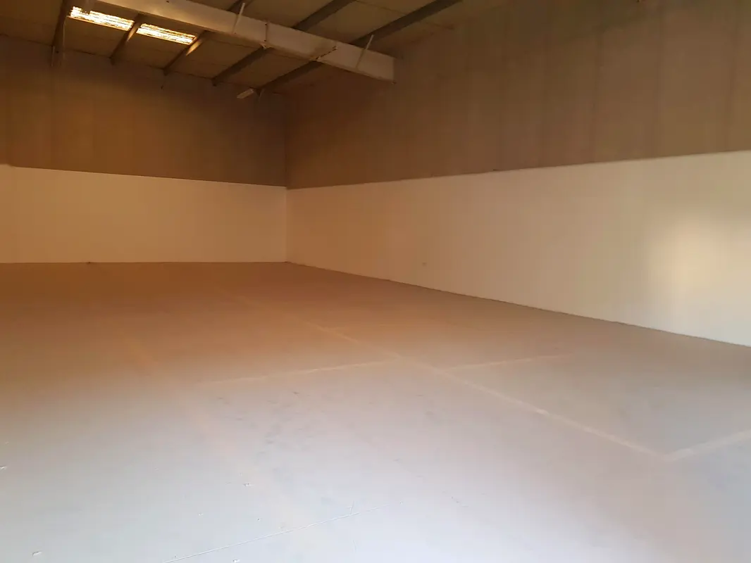 Warehouses for rent in Ajman Industrial Warehouses rentals
