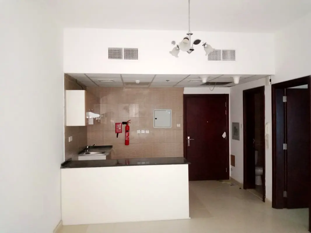READY TO MOVE IN 1BHK FOR SALE WITH FREE AC AND PARKING @3000 MONTHLY
