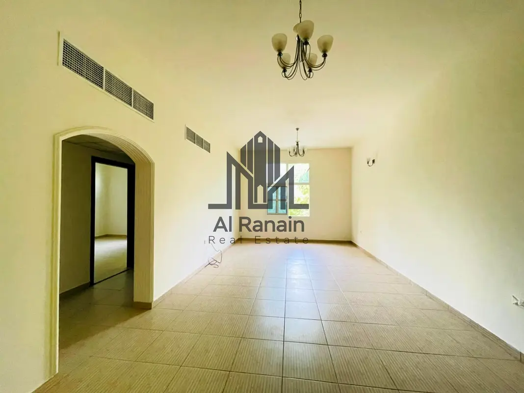 Spacious 2 Br With Central Duct AC