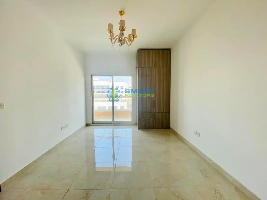 PAY IN 5 YEARS READY TO MOVE PAY 10% NOW