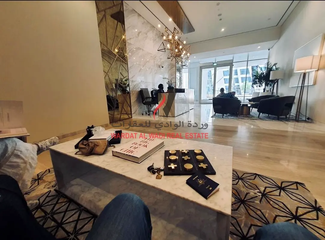 BRAND NEW  ONE BEDROOM | BURJ KHALIFA VIEW | READY TO MOVE