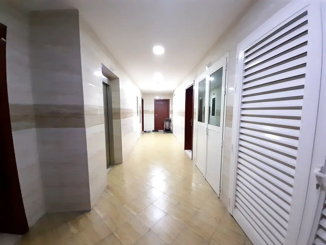 NO DEPOSIT FAMILY BUILDING ONE MONTHE FREE HUGE 1BHK ONLY 18K IN 6CHQS