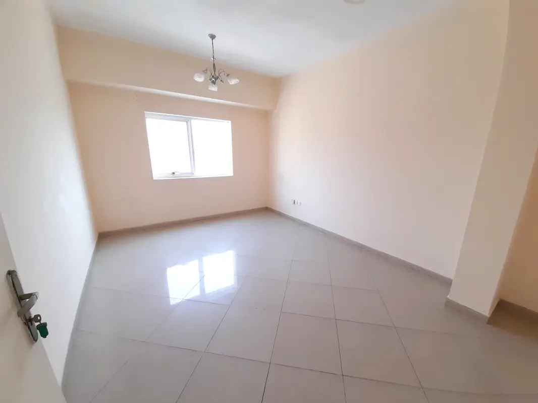 FAIMLY BUILDING NICE FINISHING SPACIOUS 1BHK ONLY  16K IN 6CHQS