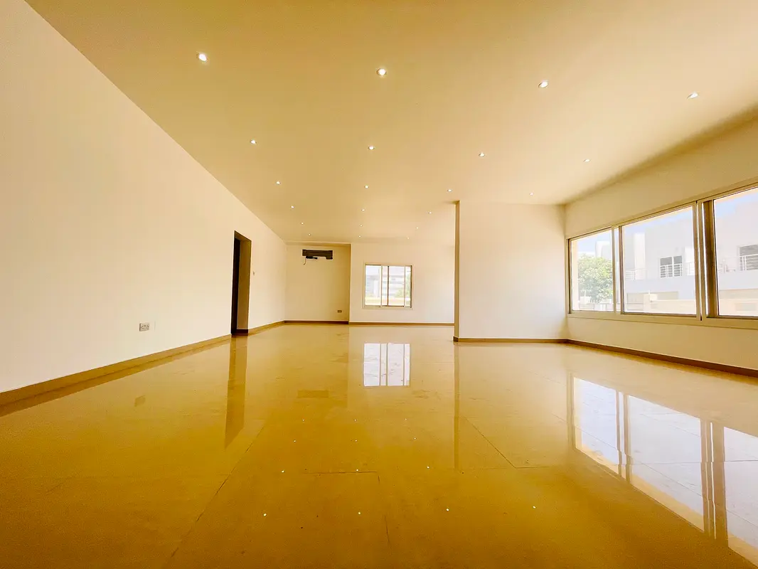 Newly Renovated Separate 4BR Villa For Rent