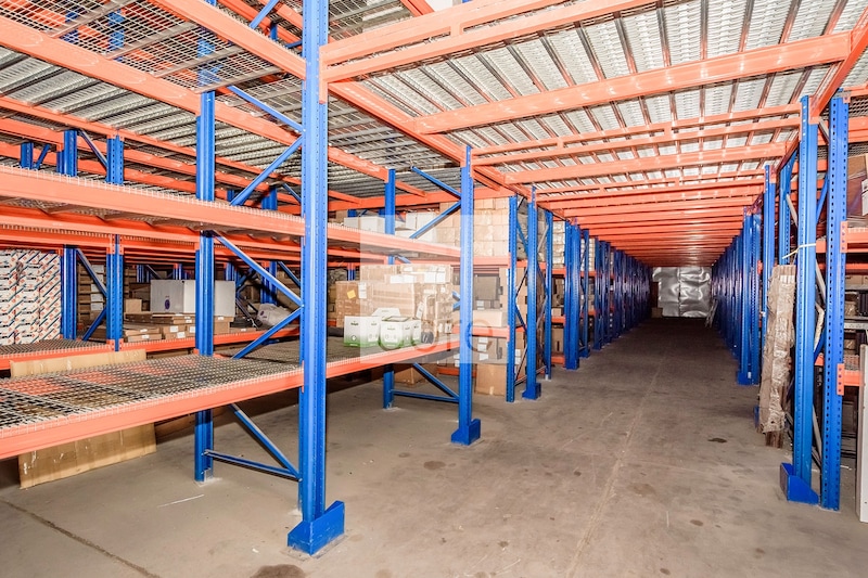 Spacious Warehouse | Fitted | Convenient Location
