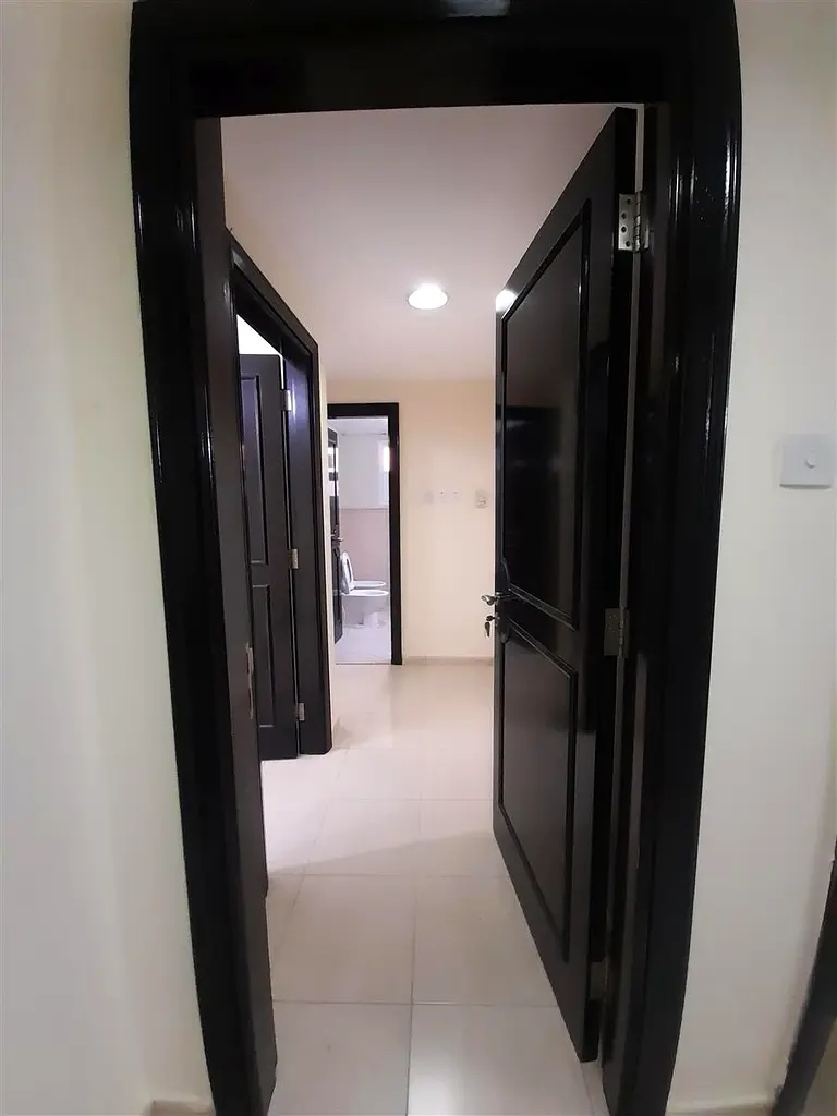 Ready to move 2 bhk apt W/ Central ac for rent in ME-12