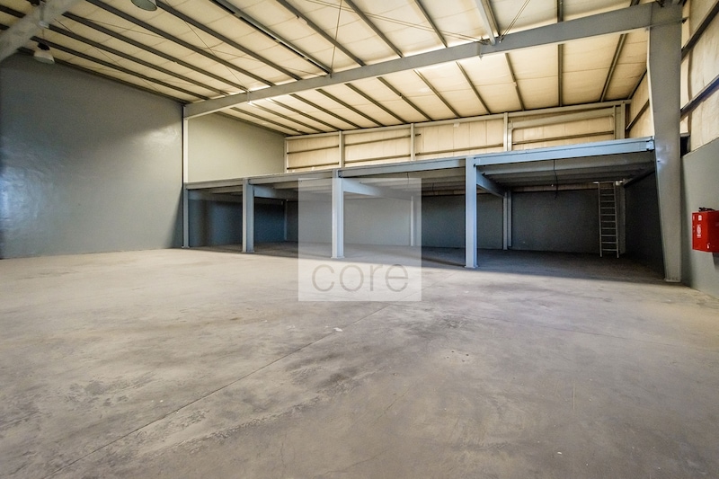 Spacious Fitted Warehouse | High Quality