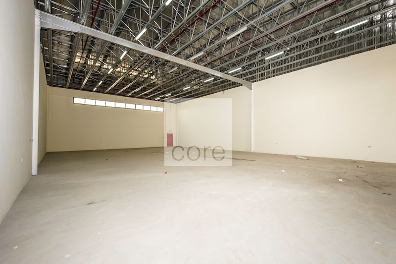 Warehouse | Good Location | Fitted | Parking