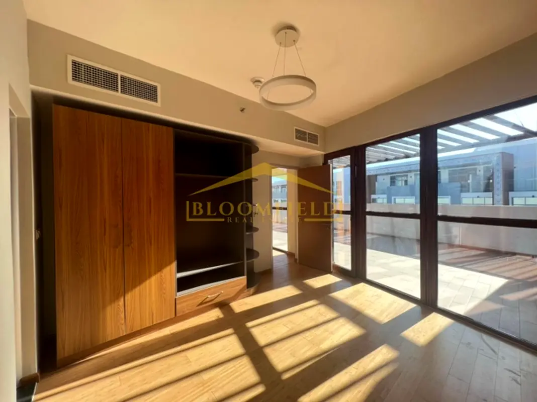 Spacious 1BHK apartment for Rent| Gigantic Balcony with beautiful view