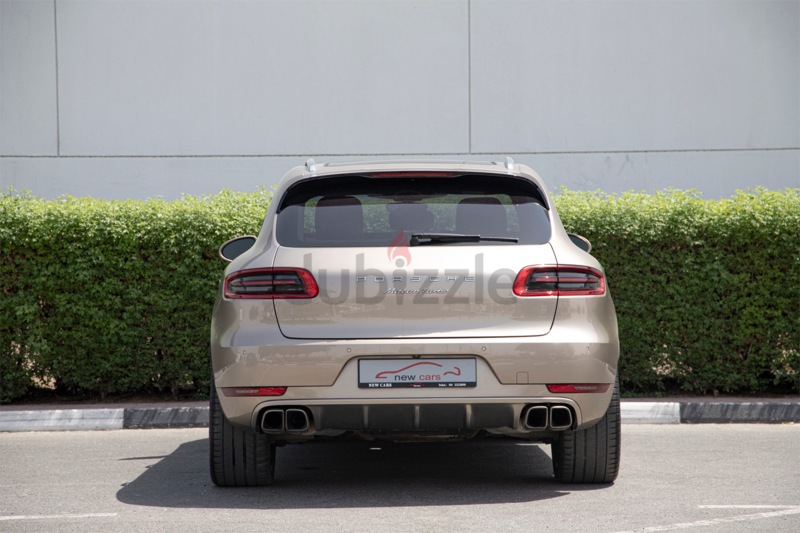 PORSCHE MACAN 2015 TURBO - GCC - ASSIST AND FACILITY IN DOWN PAYMENT 4905 AED/MONTHLY -