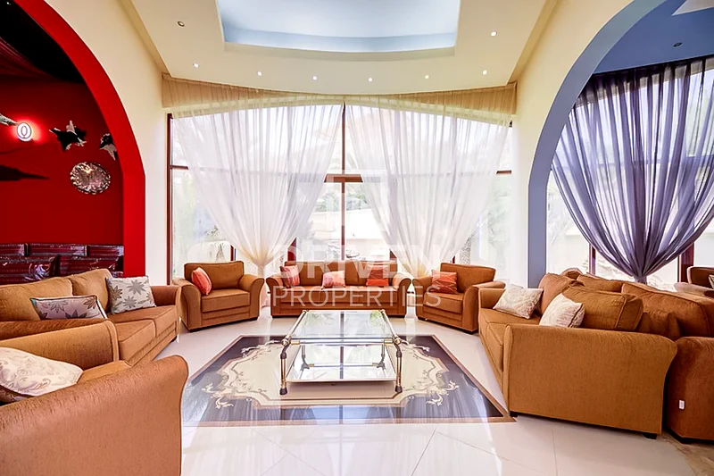 Villas & Houses for rent in Emirates Hills Homes rental