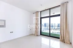 Ready To Move In Studio | Community View