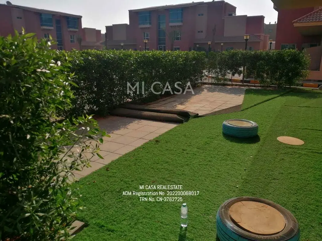 Elegant  Quality Built | Huge  Own Garden