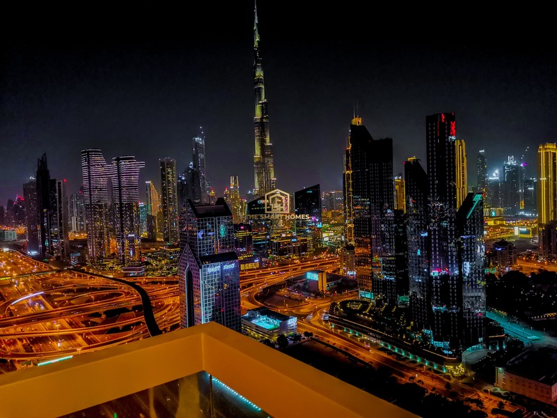 Burj Khalifa View | Chiller +30 Days Free | Luxurious 1BHK  | 4 Star Amenities
