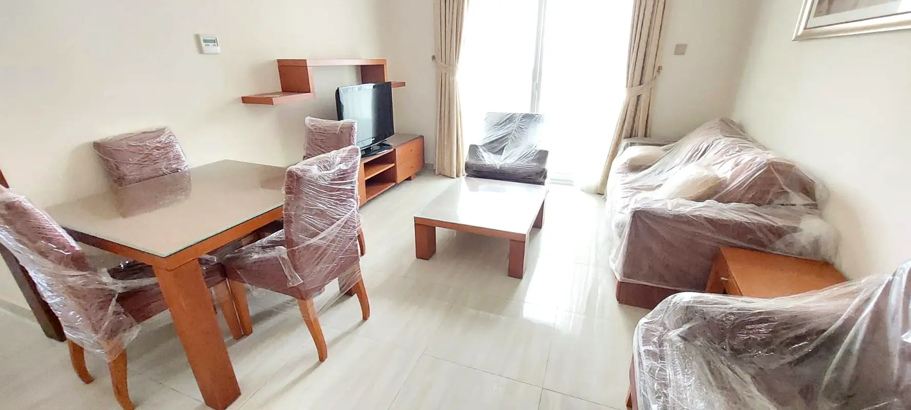 Fully Furnished 1BHK with Internet, TV Prime Location
