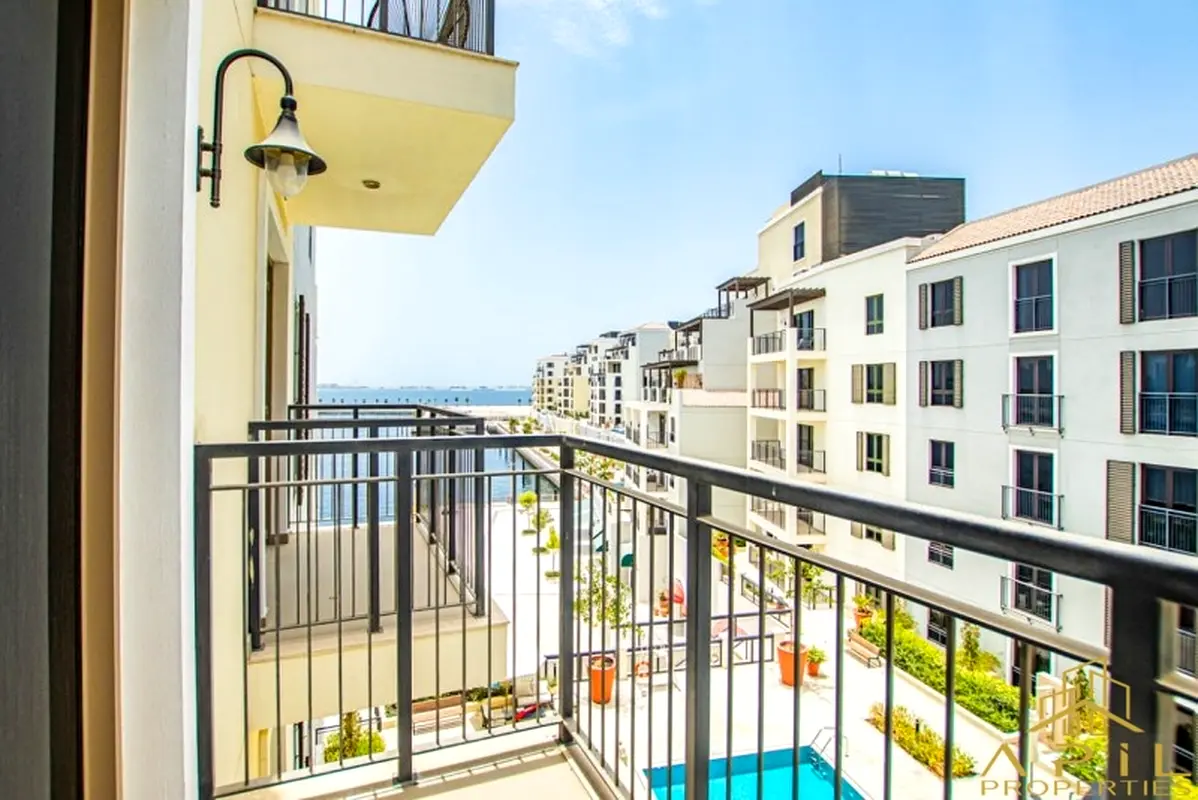 PARTIAL SEA AND POOL VIEW | SPACIOUS 1 B/R