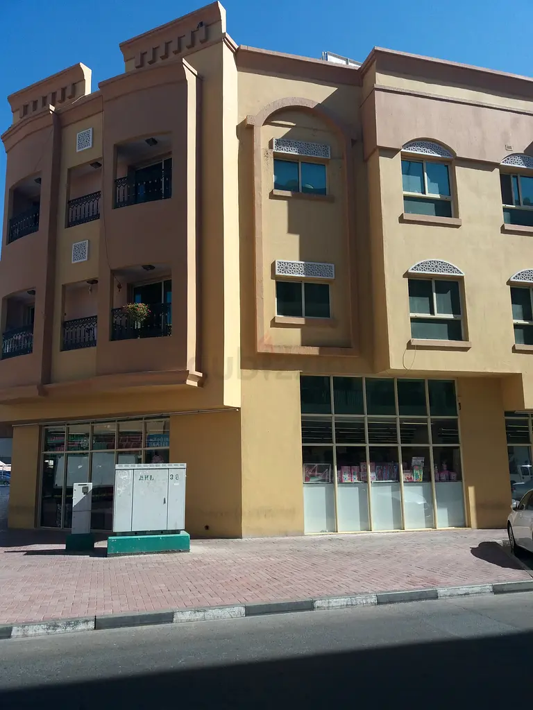 Rooms for rent in Al Satwa Shared Rooms rental