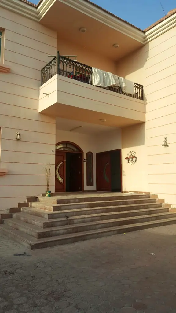 IMPRESSIVE OFFER FOR 3 BEDROOMS HALL GROUND FLOOR FOR RENT AT MBZ|| 75K