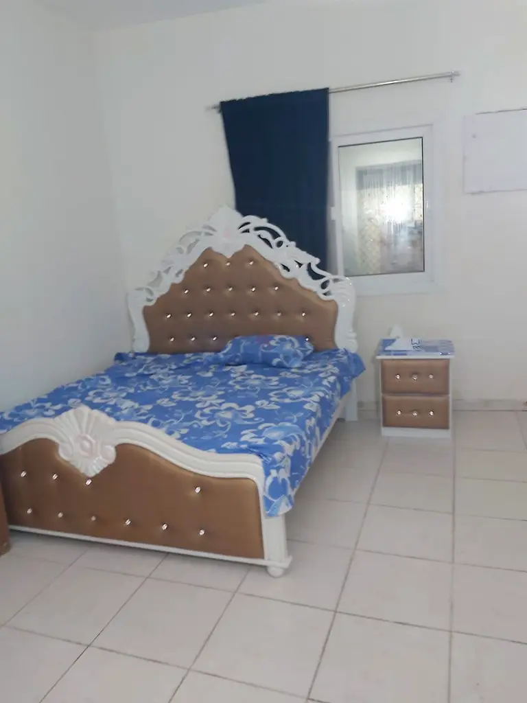 Rooms for rent in Muhaisnah 4 Shared Rooms rental