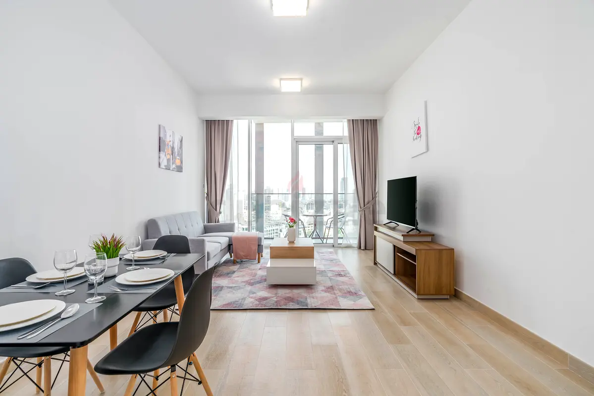 Dubai Q1 Shortterm Rental Property Market Report 2023