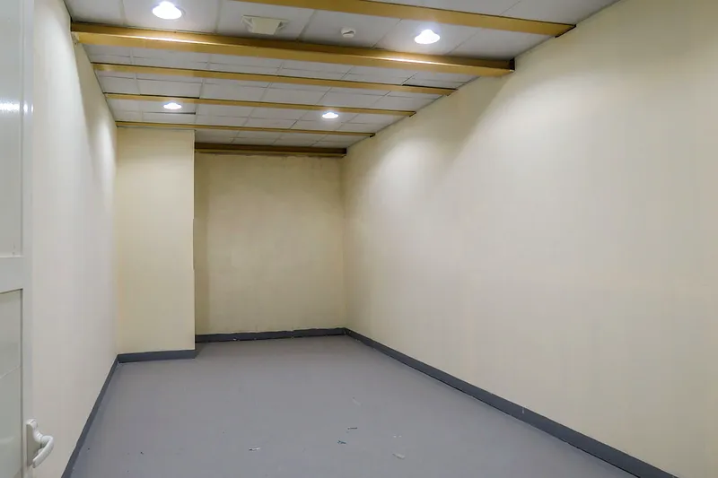 Warehouses for rent in Al Quoz Warehouses rentals