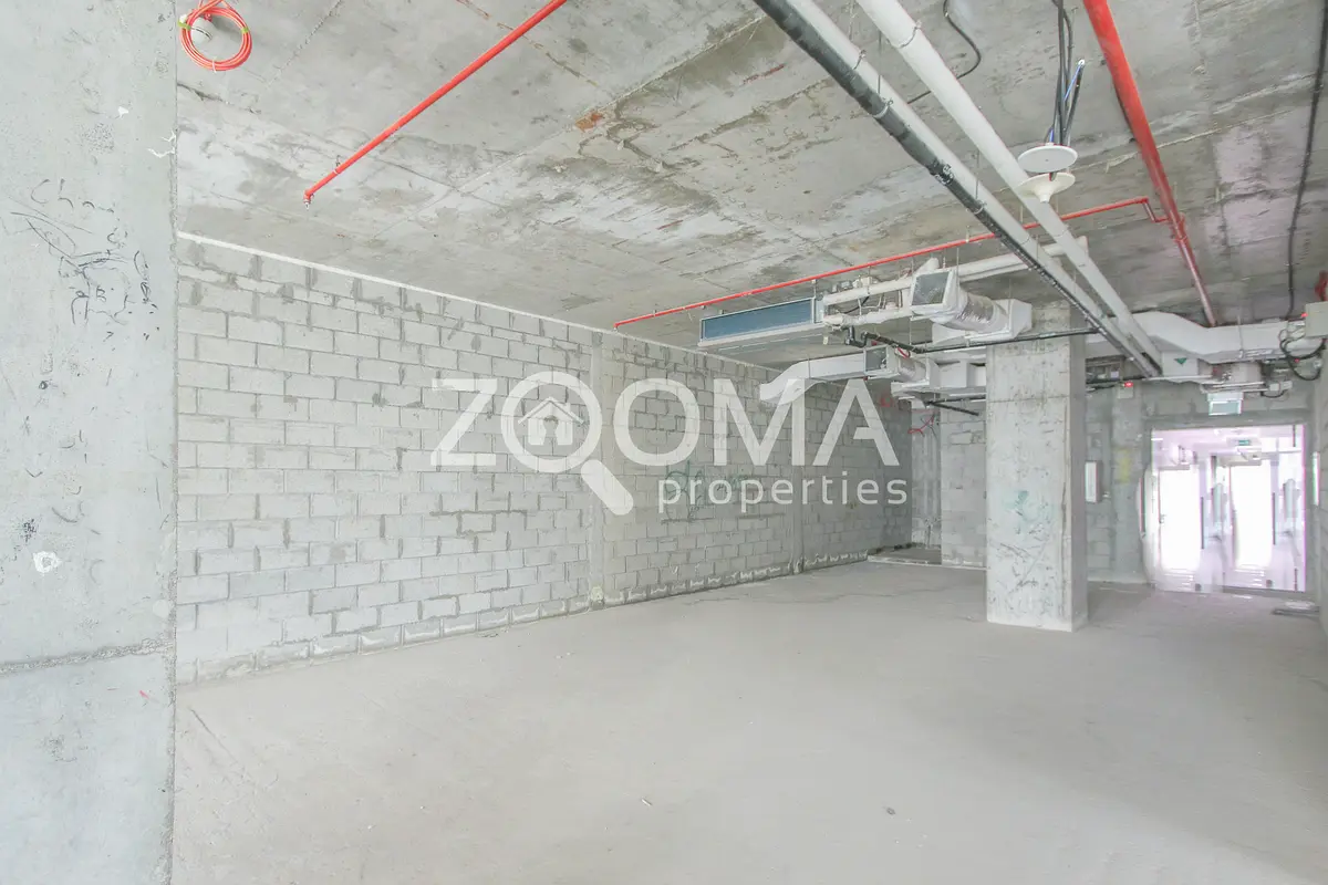 Multi units and Parking I Near Metro | Balcony I