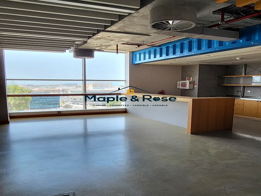 Stunning view| Chiller Free| DDA| Fitted