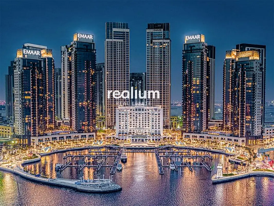 Luxury 2 BR Apartment | Beach Access | Spacious