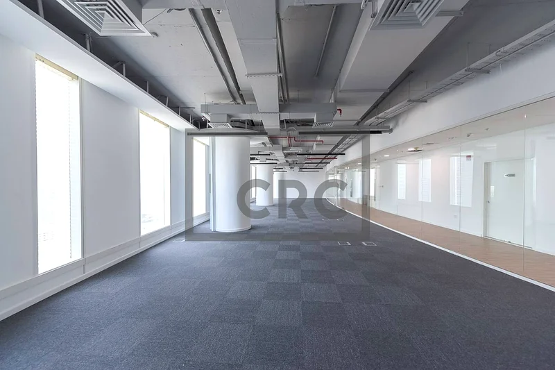 RAISED FLOORING | BRAND NEW | CLOSE TO METRO