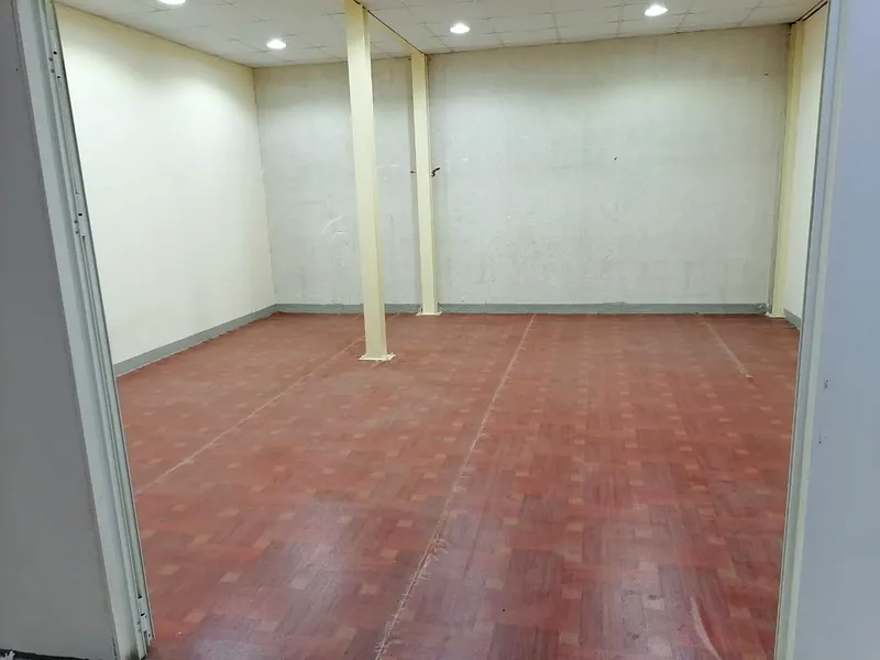 Warehouses for rent in Al Quoz Warehouses rentals