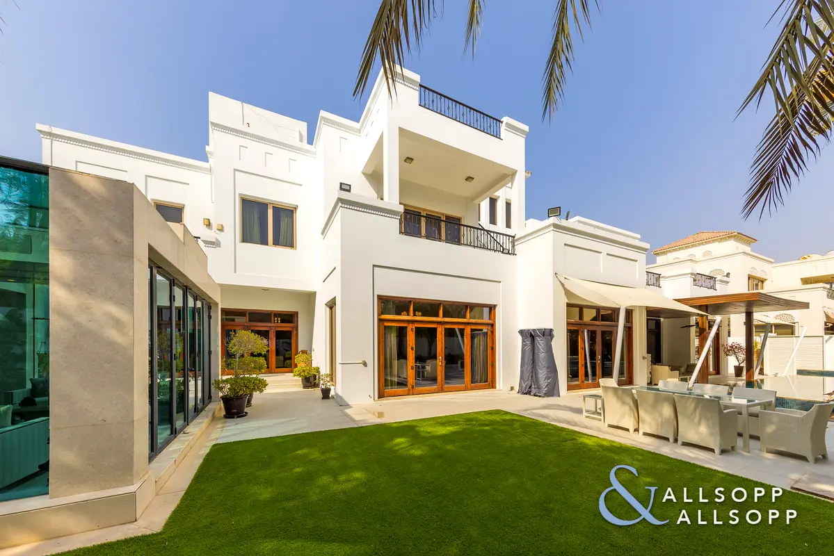 Villas for sale in Al Barari Buy Houses
