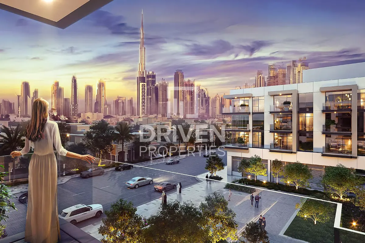 Luxury Waterfront With Full Canal Views