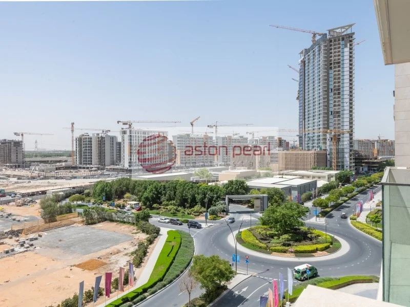 2BR+Maid | Modern Bright Corner Unit on High floor