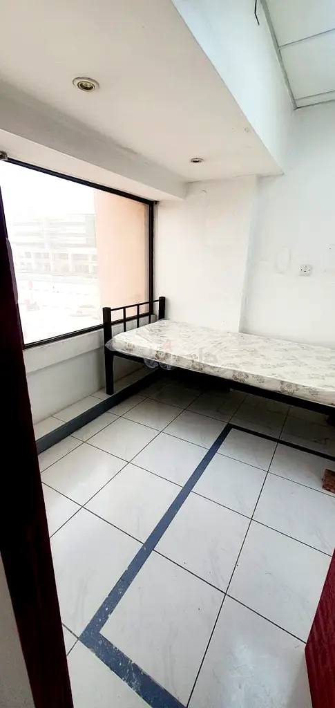 Rooms for rent in Al Karama Shared Rooms rental