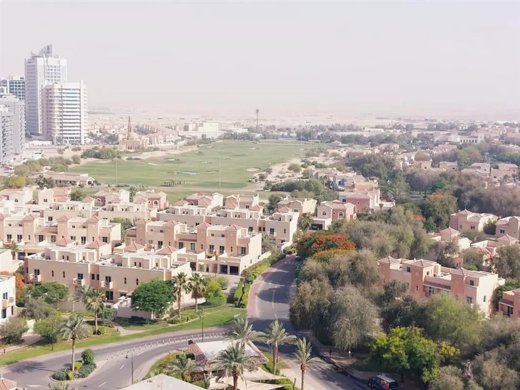 LARGE LAYOUT - GOLF VIEW | HIGH FLOOR - CORNER UNIT