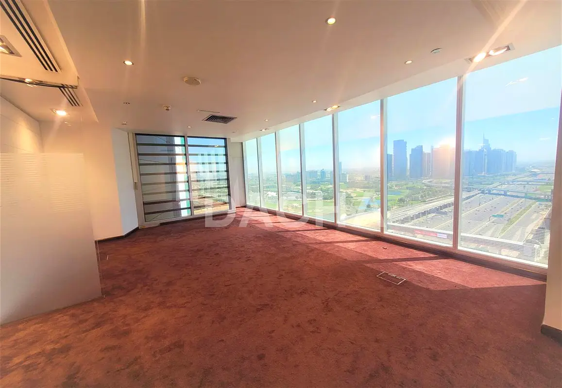 DED License / Luxury office / No Commission