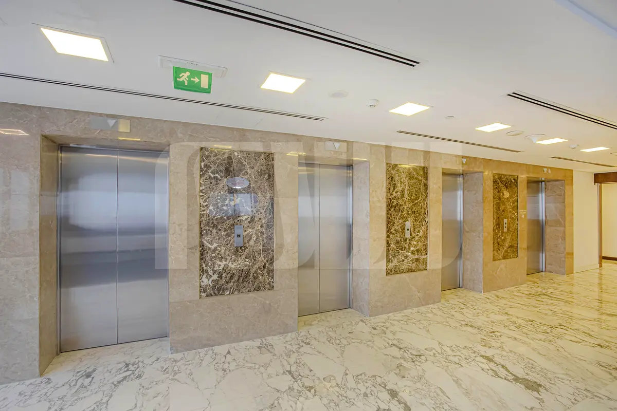 Carpeted, Semi-Fitted Full Offices @AED130/-psf. at TECOM, Media City