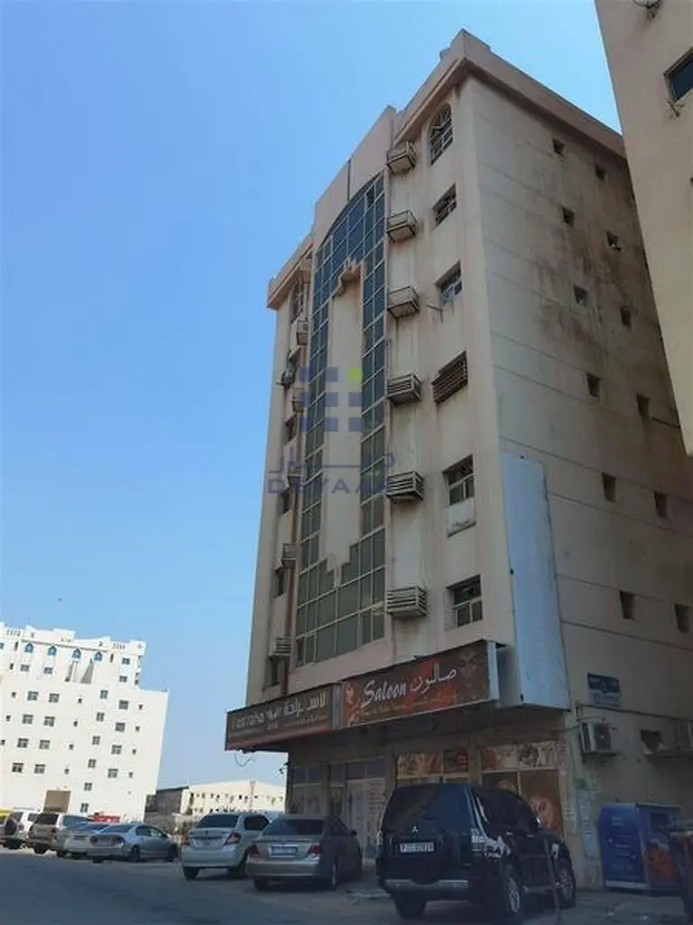 2 B/R window AC for 18000, Opp to OLD GMC hospital